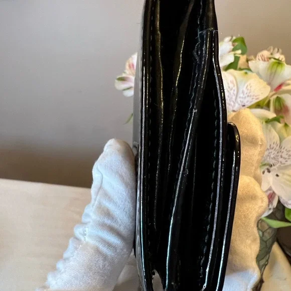 GUCCI Bamboo Compact Patent Leather Small Wallet